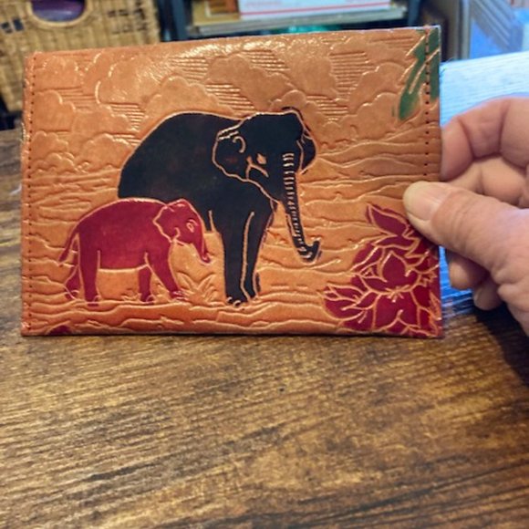 Vintage multicolor leather clutch/wallet - Picture 3 of 9